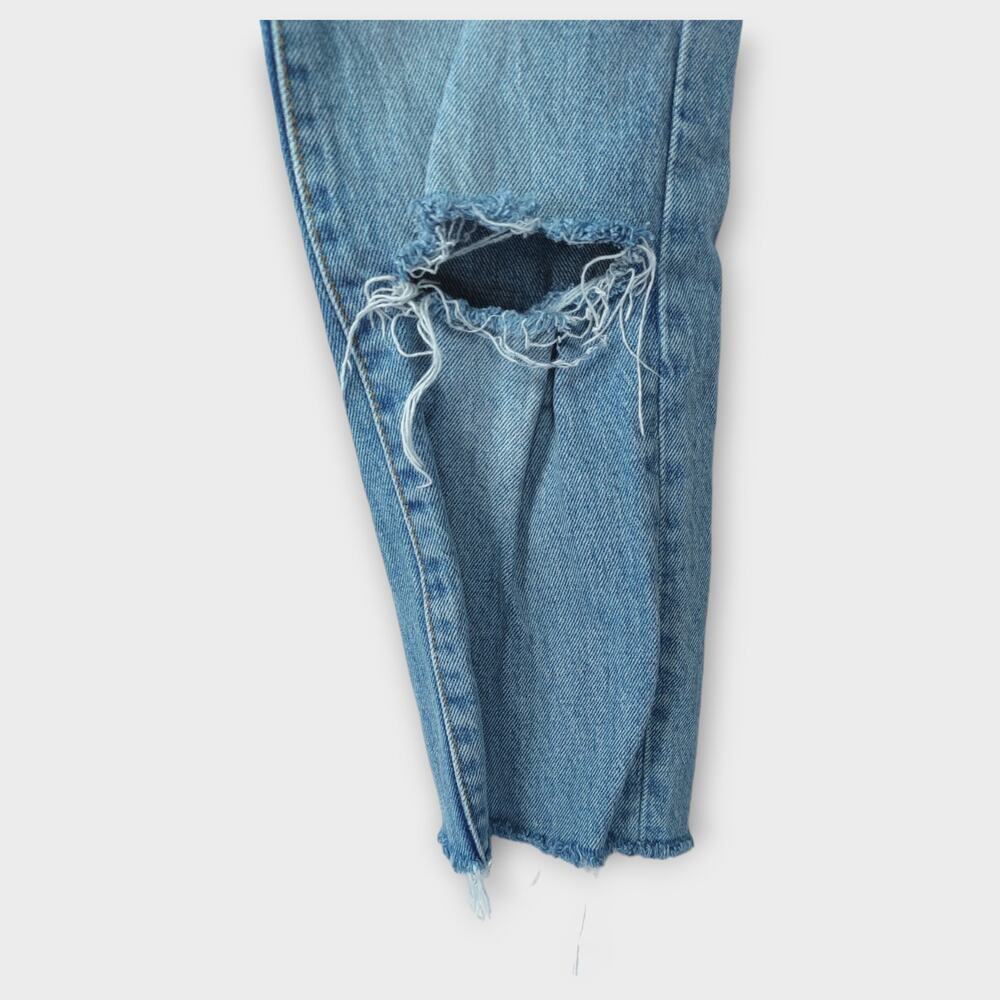 Womens WE THE FREE Distress Light Wash Jeans Button Fly Size 25 - Picture 3 of 8